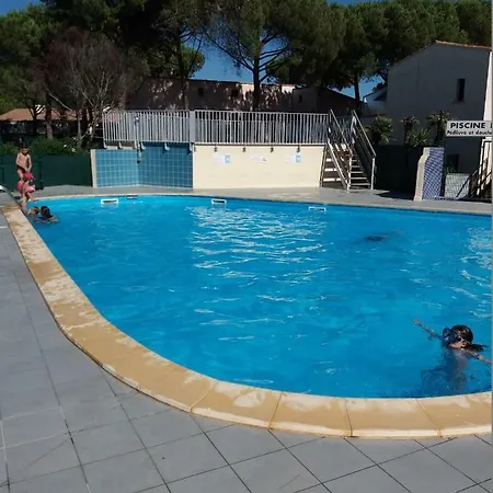 Rez De Jardin 4-6 Pers Res Eureka 아그